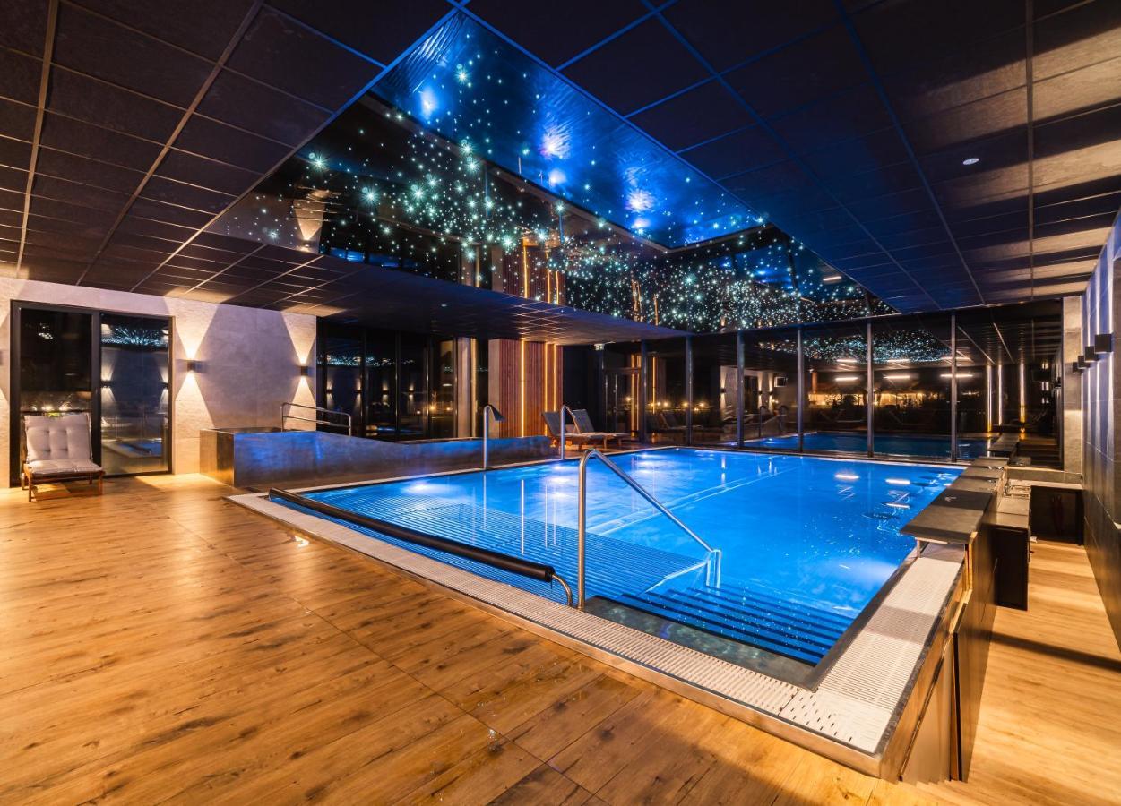Carynska Resort & Spa Lutowiska Kültér fotó