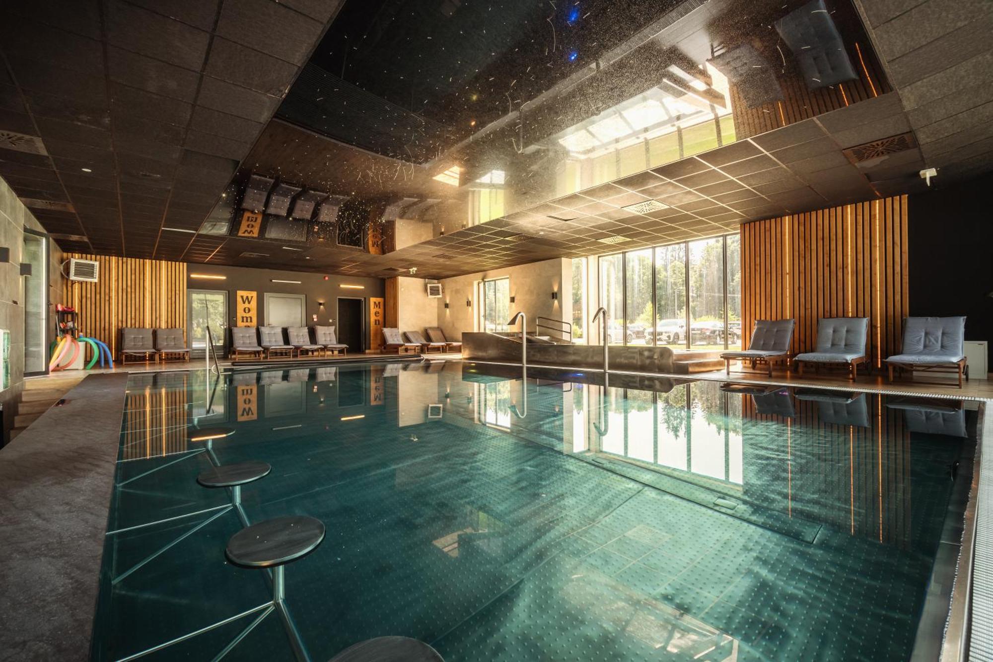 Carynska Resort & Spa Lutowiska Kültér fotó