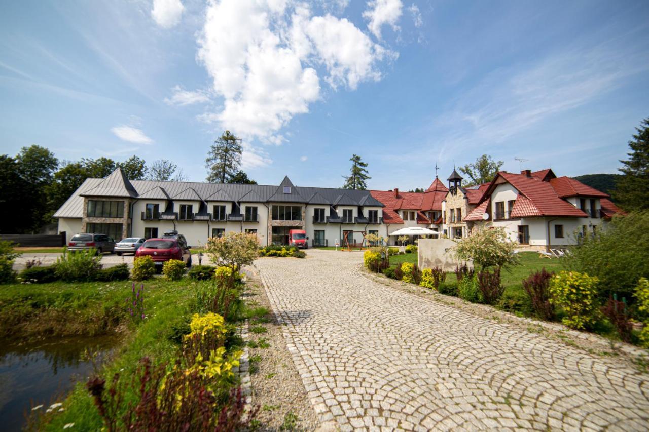 Carynska Resort & Spa Lutowiska Kültér fotó
